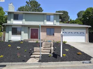 27998 Fallbrook Dr, Hayward, CA 94542