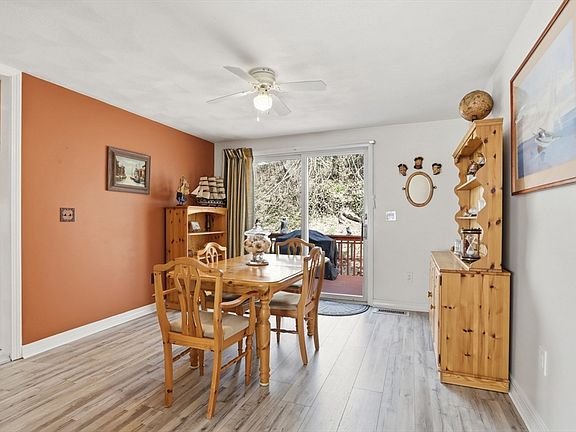 5th image of 26 Valley Rd Unit 26