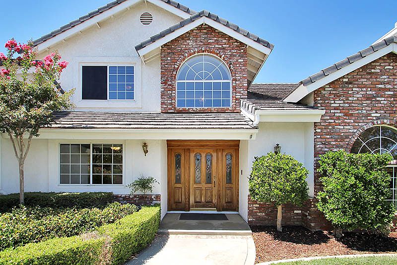 1st image of 41537 Flintridge Dr