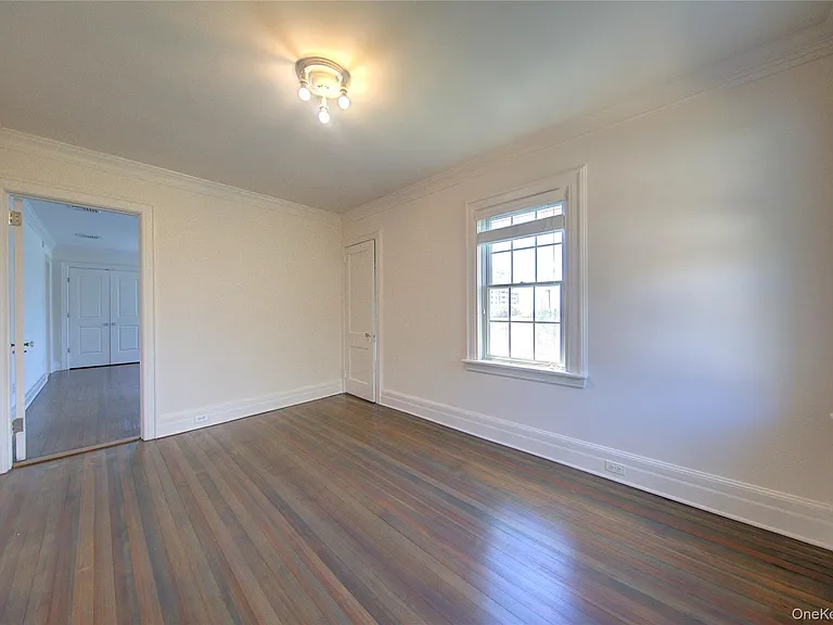 159 Magnolia Blvd — Photo 42