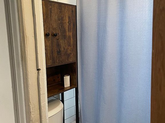 5th image of 2672 John F Kennedy Blvd APT 404