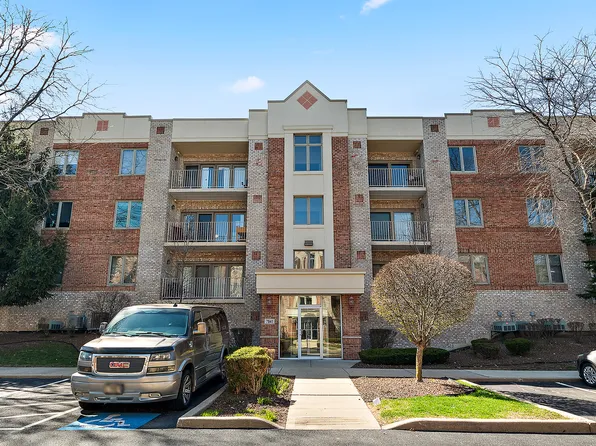 7841 W 157th St Unit 208, Orland Park, IL 60462