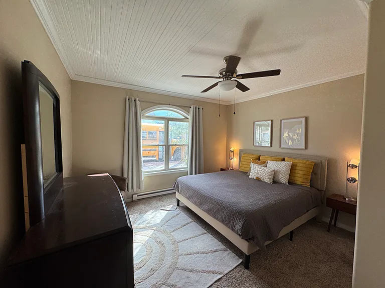 436 W Sackett Ave — Photo 13