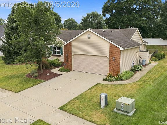 2nd image of 25 Melvin J Ct