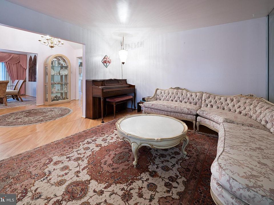 19 Orchid Ln, Cherry Hill, NJ 08002 | Zillow