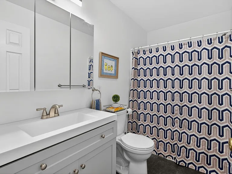 9 Stephen Dr — Photo 25