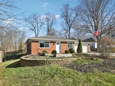 520 Woodland Pl, Greenwood, IN, 46142