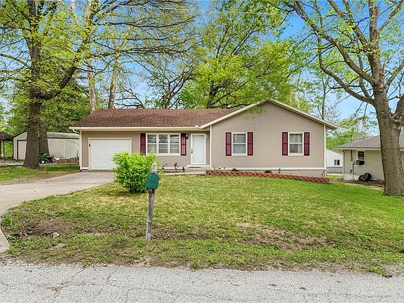 2nd image of 509 Sycamore Dr