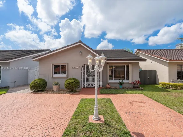 12782 NW 103rd Ave, Hialeah Gardens, FL 33018