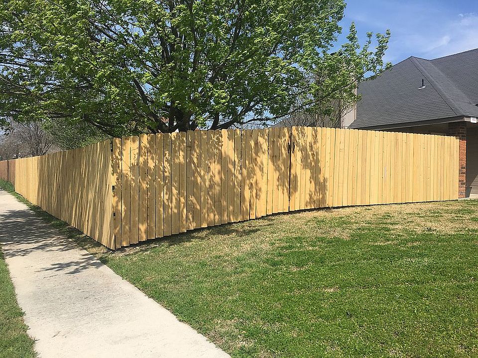 1st image of 2607 Armadillo Dr