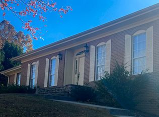 1204 King Arthur Rd, Chattanooga, TN 37421