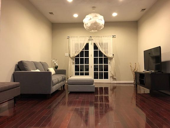 4th image of 6221 Driftwood Dr