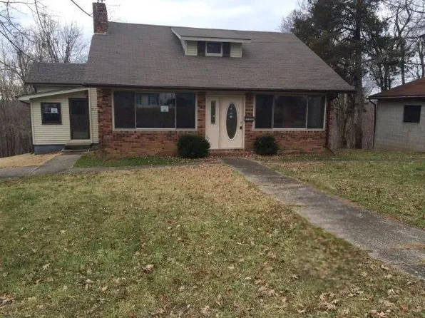 815 E Walnut St, Dawson Springs, KY 42408