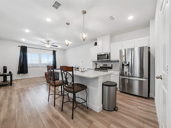 5th image of 235 Griffith Dr #35
