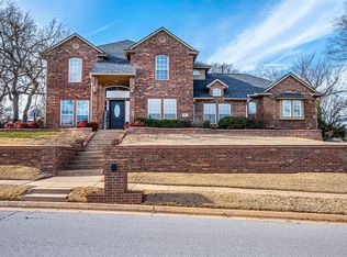 809 Fox Lake Ln, Edmond, OK 73034