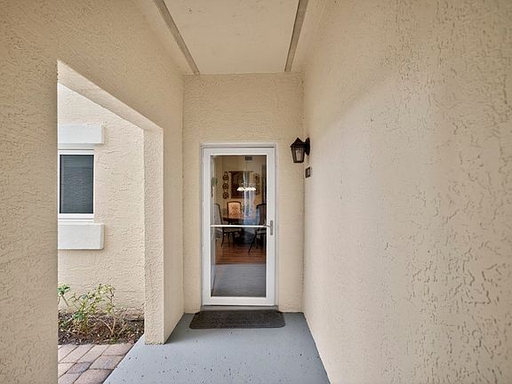 3rd image of 5080 Harmony Cir APT 101