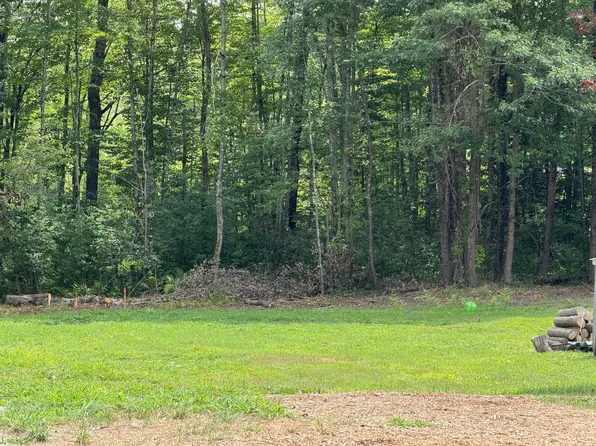 64 Limerick Road, Arundel, ME 04046