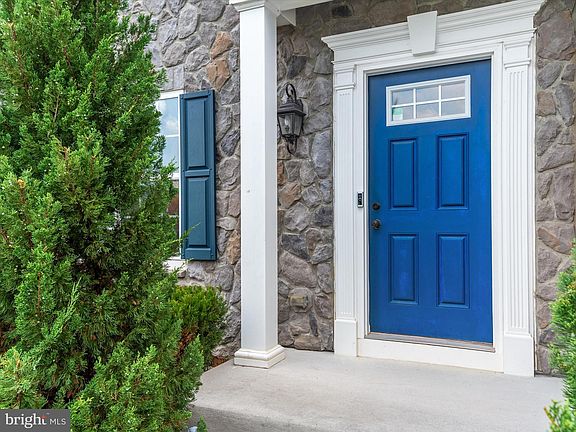 3rd image of 4330 Camley Way
