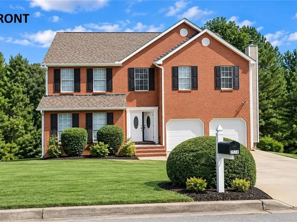 2510 Tolliver Dr, Ellenwood, GA 30294