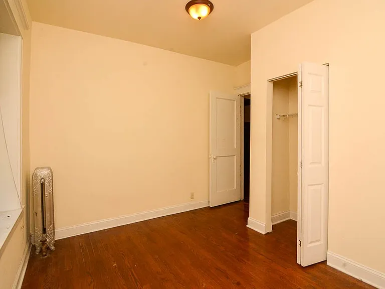 2825 W Logan Blvd #2 — Photo 17
