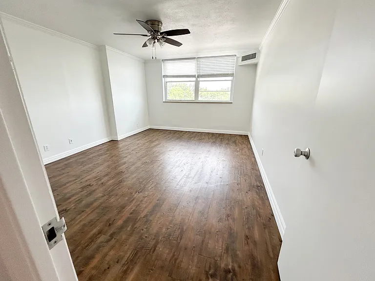 3415 W End Ave #712B — Photo 6