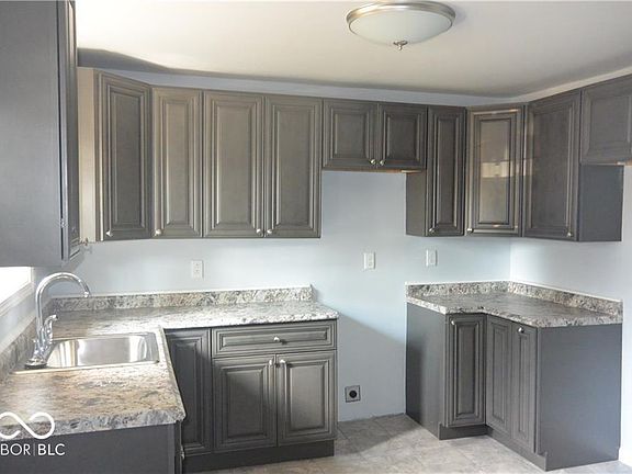 2nd image of 1027 Westbrook Ave