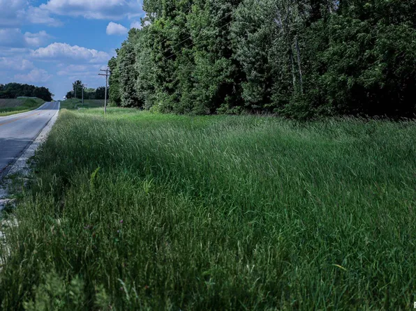 E 1900th St, Camp Pt, IL 62320