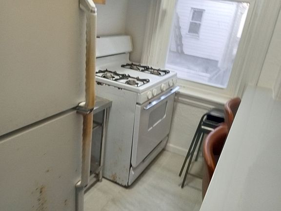 2nd image of 3804 Spring Garden St
