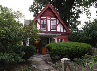 60 Summit Ave, Buffalo, NY 14214