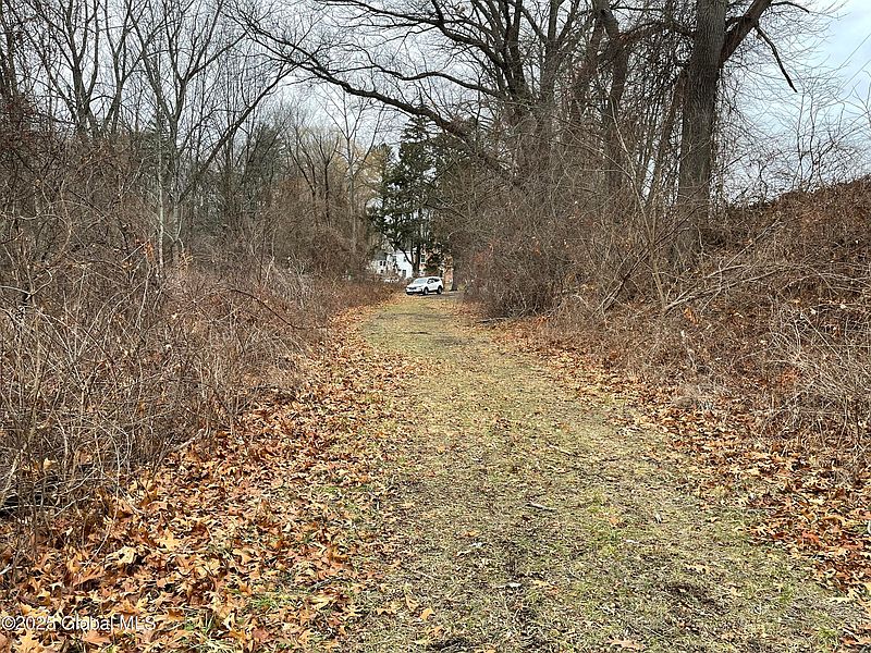 5th image of L13.1 McGinty Drive