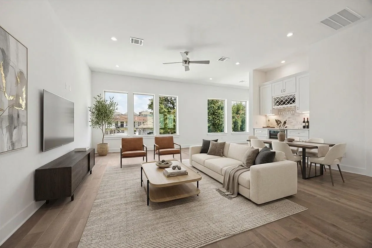 3 bed, 3.5 bath, 2390 sqft, $4,500 — Photo 3