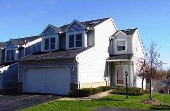 1st image of 25 Leeward Ln