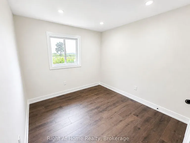 2885 Altona Rd #2 — Photo 6