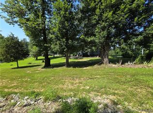 2980 E Banet Rd, Salem, IN 47167