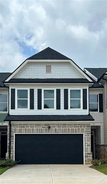 3 bed, 2.5 bath, 1660 sqft, $2,200 — Photo 1