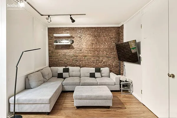 Rented by Sotheby's International Realty | media 3