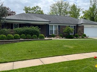 104 Clear Meadows Dr, Ballwin, MO