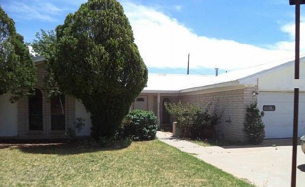 1st image of 422 W Mesa Vista Ave