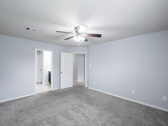 5th image of 1811 Bravos Manor Ln