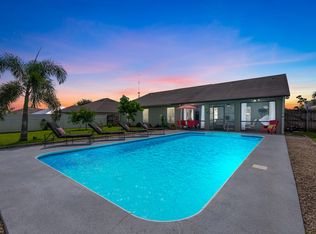 6131 NW Ginger Ln, Port Saint Lucie, FL 34986