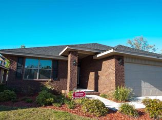 908 Rustling Pines Dr #21B, Cantonment, FL 32533