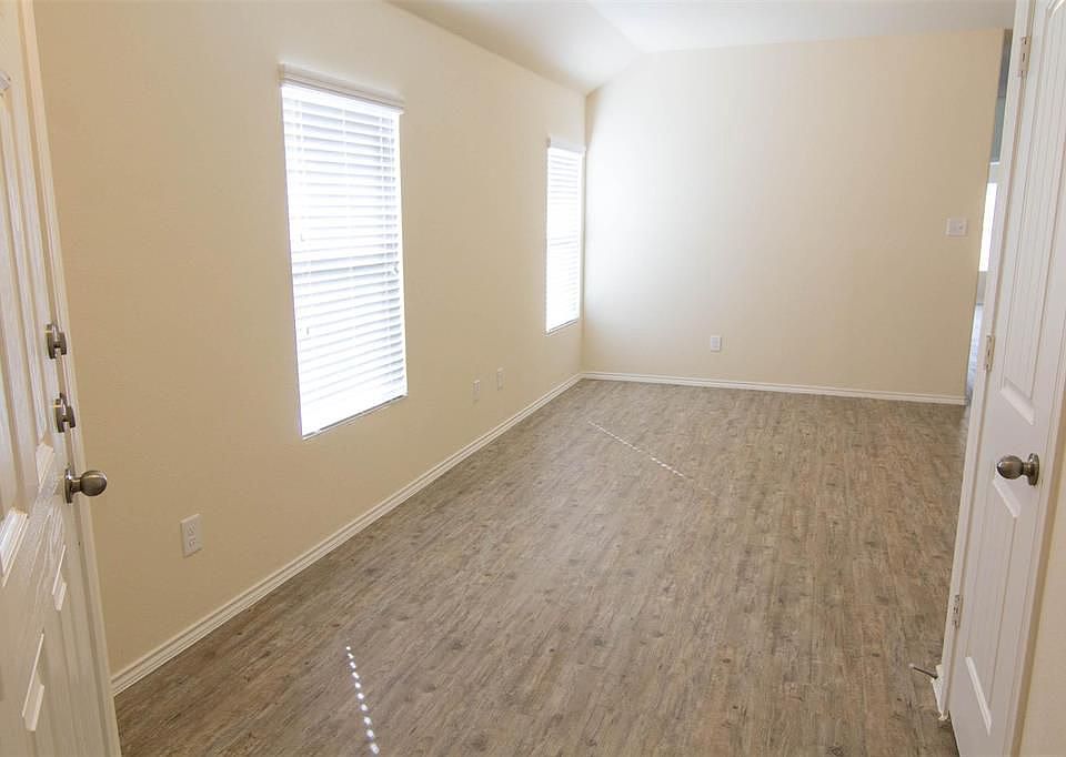 1st image of 13811 Forest Springs Ln