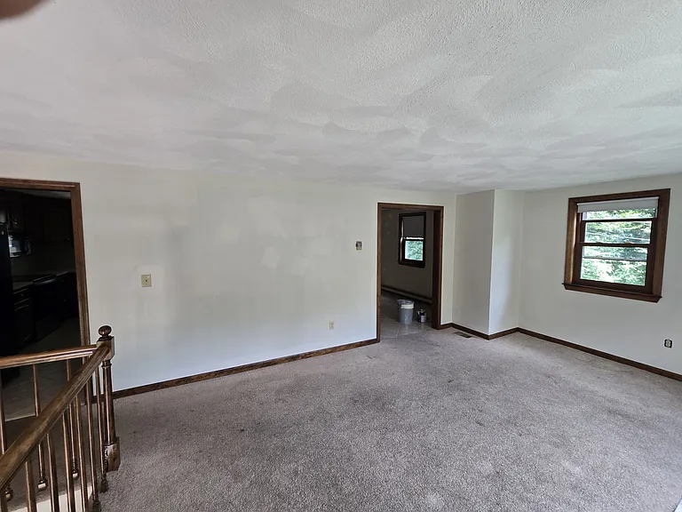 35 N Lowell Rd — Photo 11