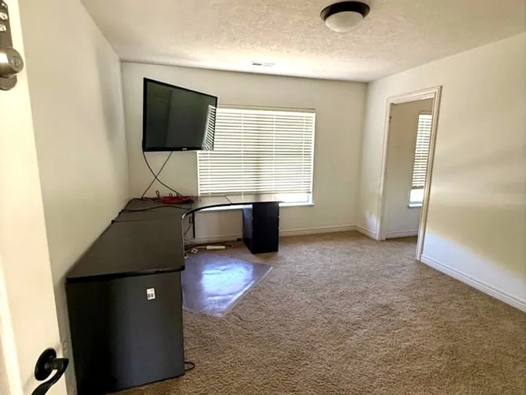 2251 W Pebblestone Ln — Photo 7