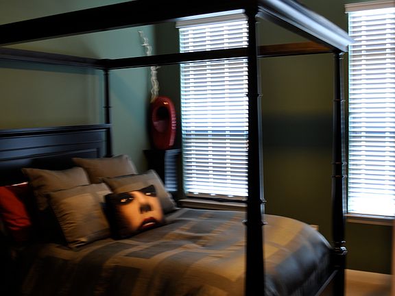 Master with walk-in closet