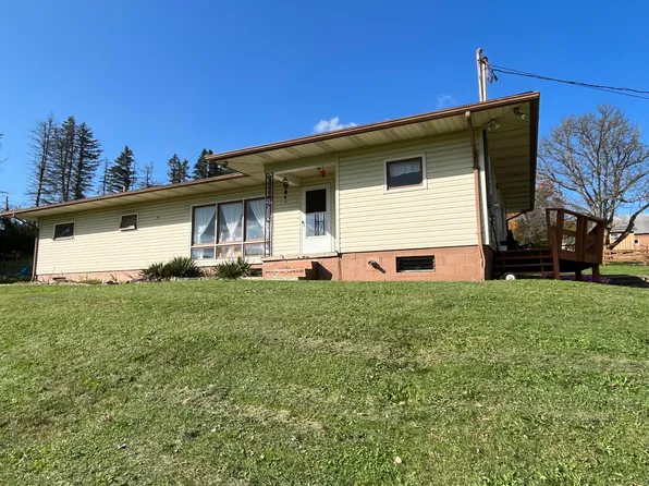 37 Owens Farm Rd, Reynoldsville, PA 15851