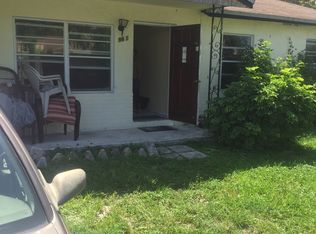 961 SW 82nd Ter, North Lauderdale, FL 33068