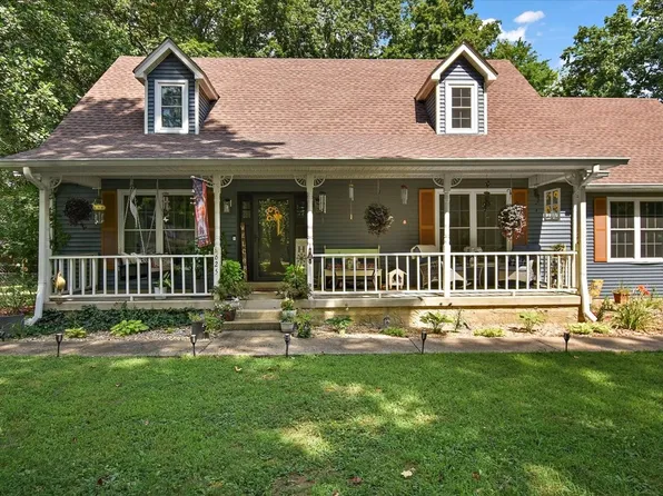 625 Mag A Mor Dr, Lafayette, TN 37083