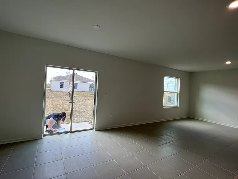 2170 Lasso Loop — Photo 5