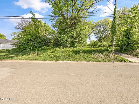 2nd image of 2100 Mississippi Ave Lot 5